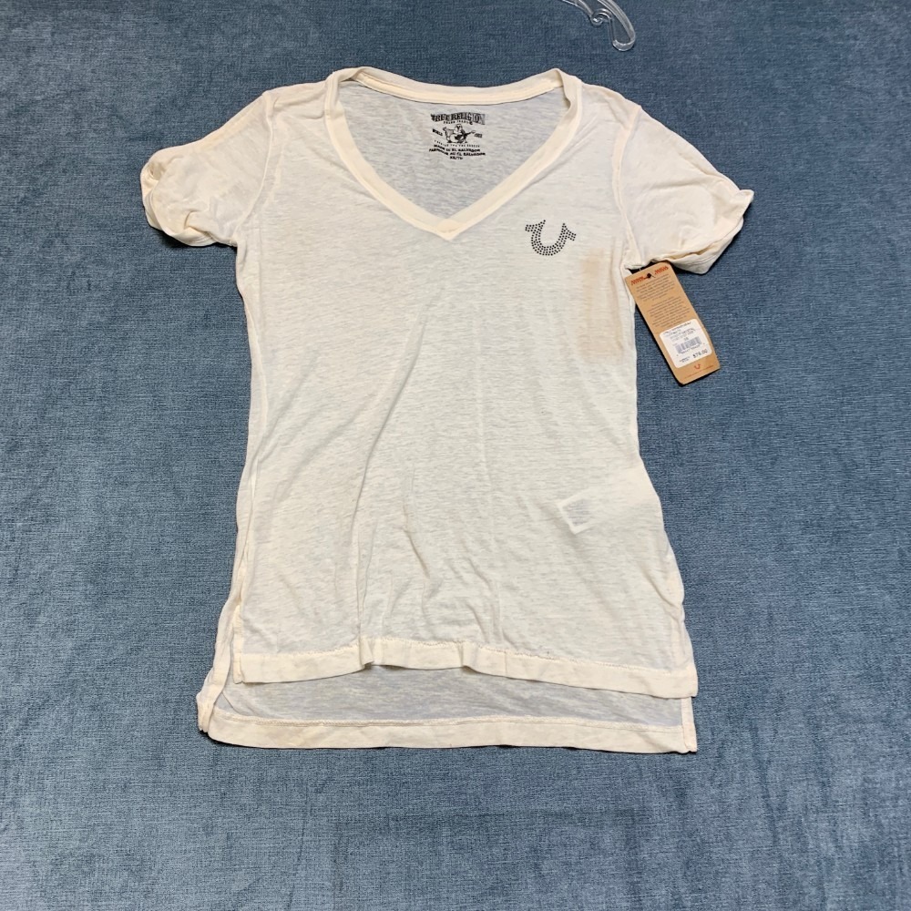 True Religion Brand Jeans T Shirt Womens XS White V Neck Crystal Logo Step Hem